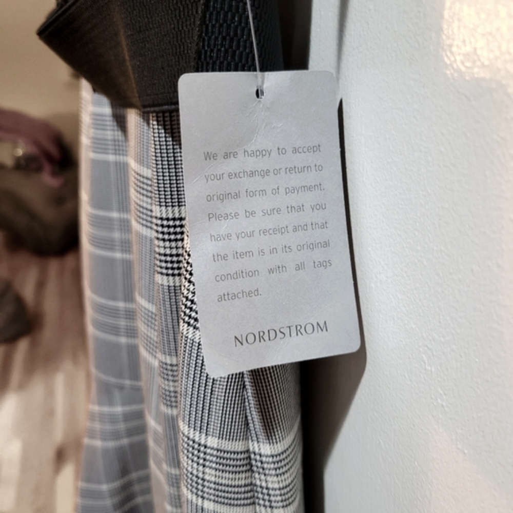 Shift Dress - Picture 5 of 5